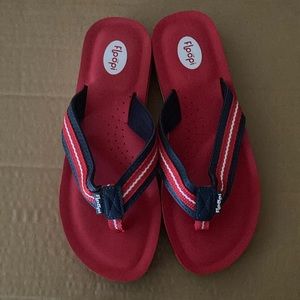 2 Brand New Floopi sandals